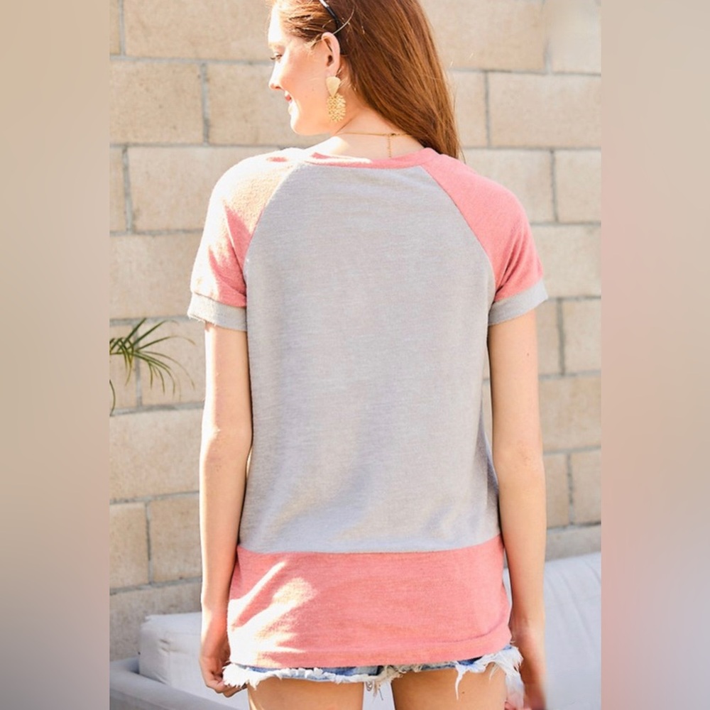 Short Sleeve Colorblock Top - Picture 4 of 6